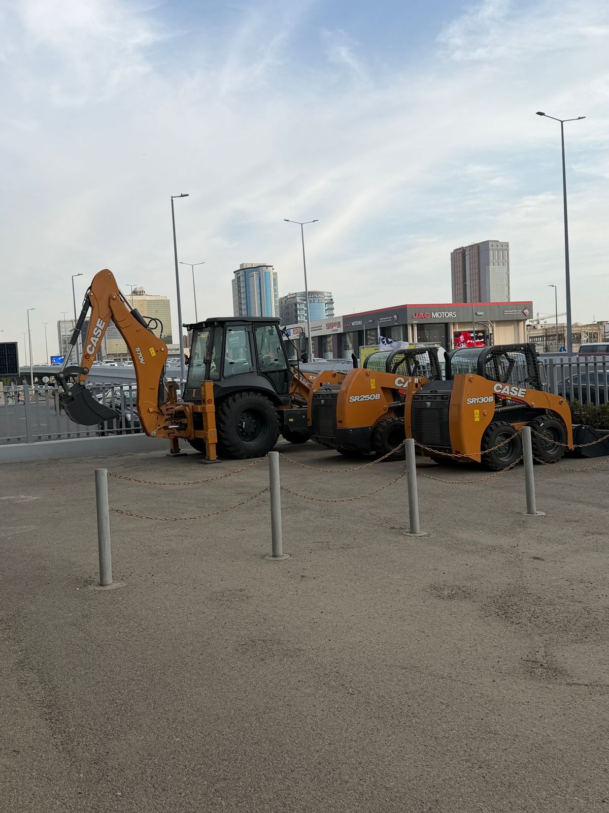 مان لفت للايجار..سيزرلفت وفوركلفت وكرينات وجي سي ب