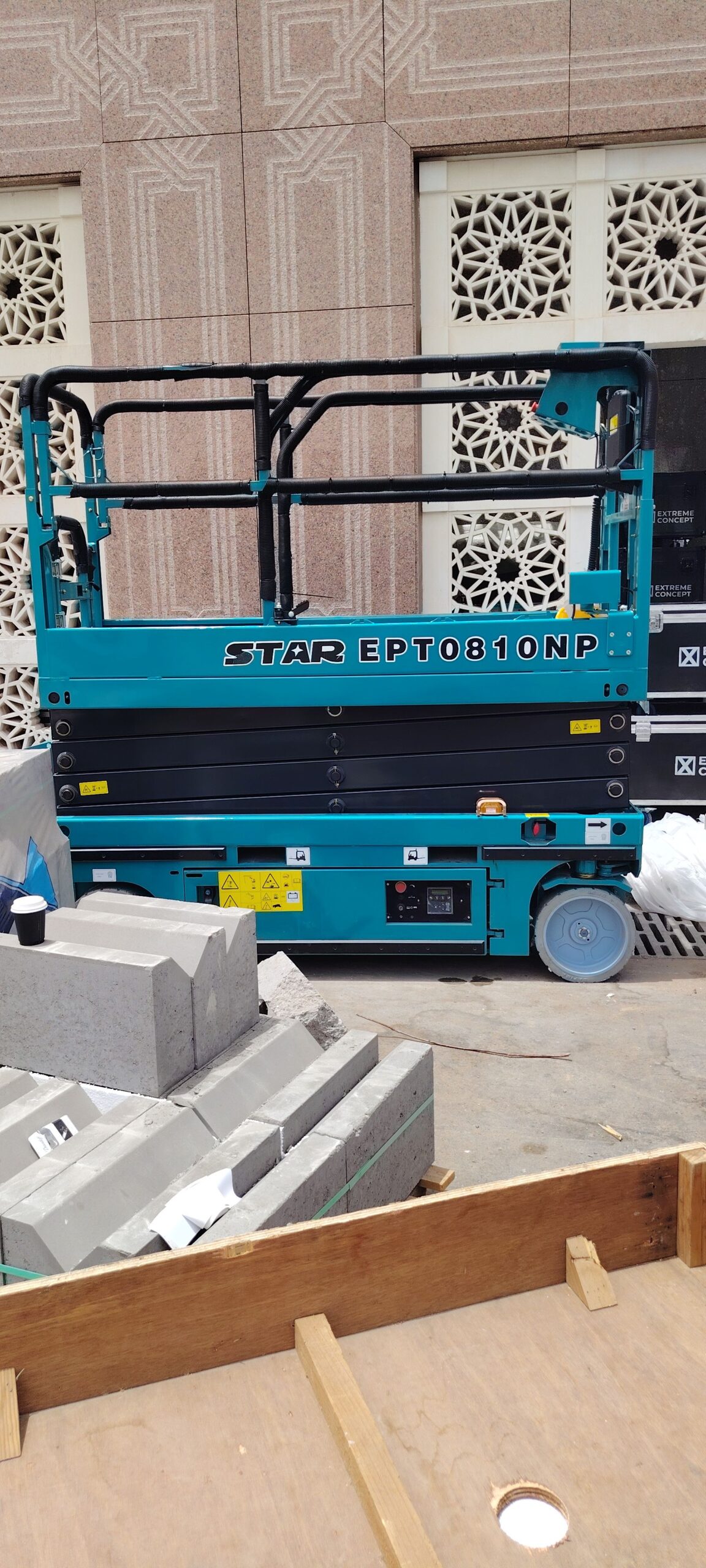 مان لفت للايجار، سيزرلفت للايجار، رافعات شوكية وكر