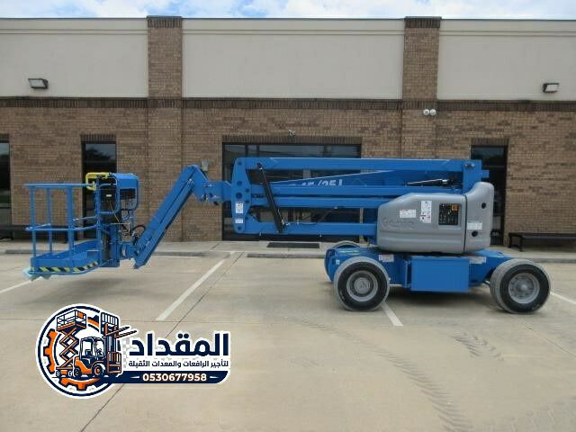 رافعات ذراعية ( مان لفت ) للإيجار بالدمام