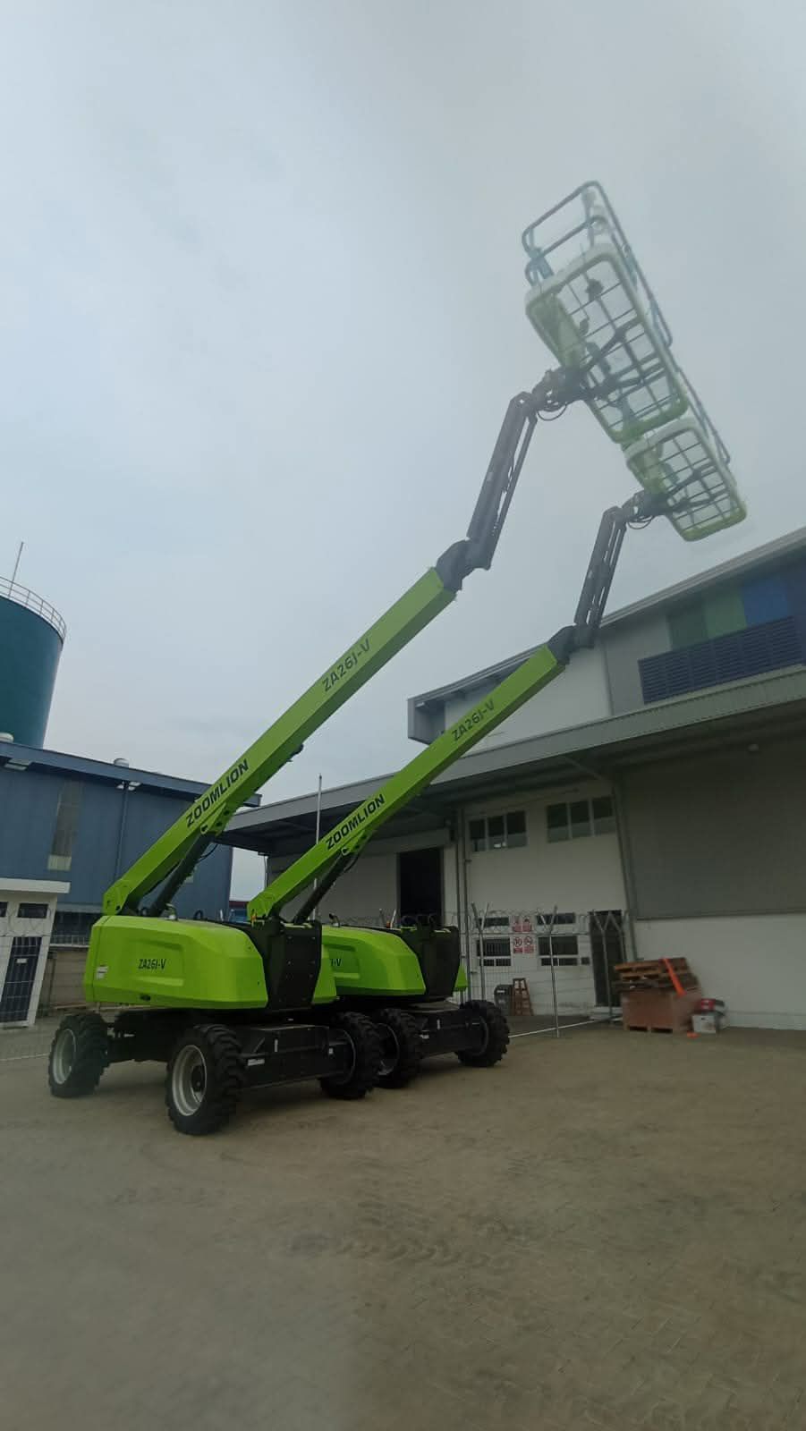 سيزر لفت . مان لفت . فوركلفت للإيجار – رافعات شوكي