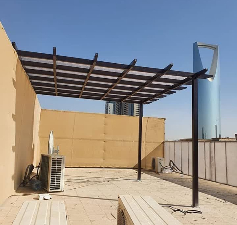 مظلات وسواتر وغرف ساندوش بنل عازله للحراره