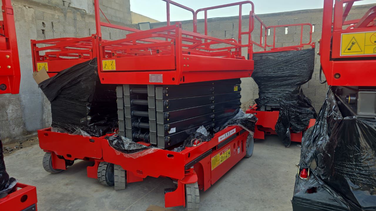 سيزرلفت للايجار رافعات مقصيه للايجار كهرباء ديزل ج