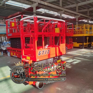 فوركلفت سيزر لفت مان لفت للإيجار الرياض