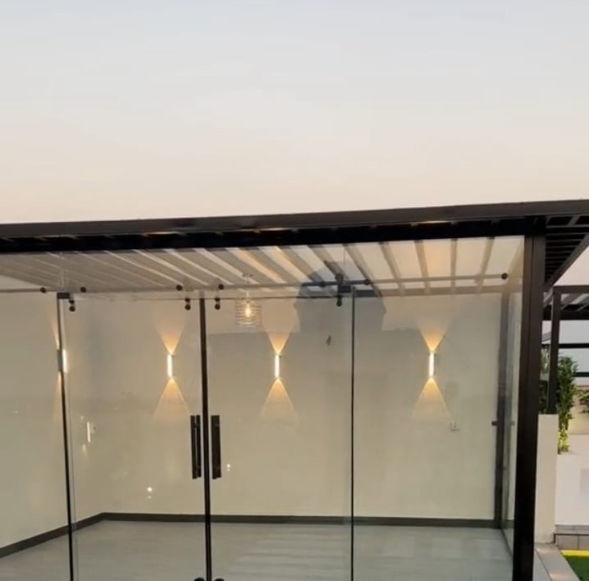 مظلات جلسات برجولات وساندوتش بنل مع بديل خشب