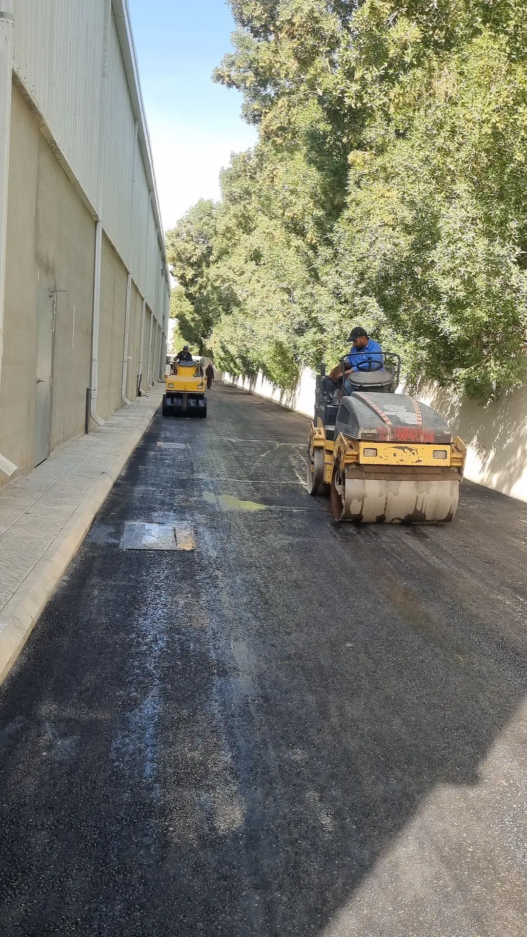 مقاول ومنفذ جميع أعمال الاسفلت وتخطيط الشوارع والب