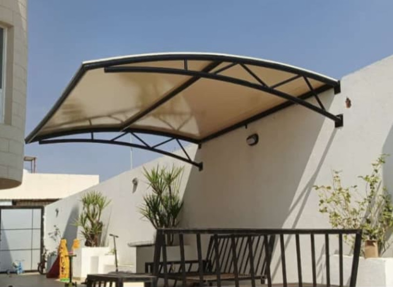 مظلات سيارات مظلات جلسات عرف عازله للحراره ساندوتش