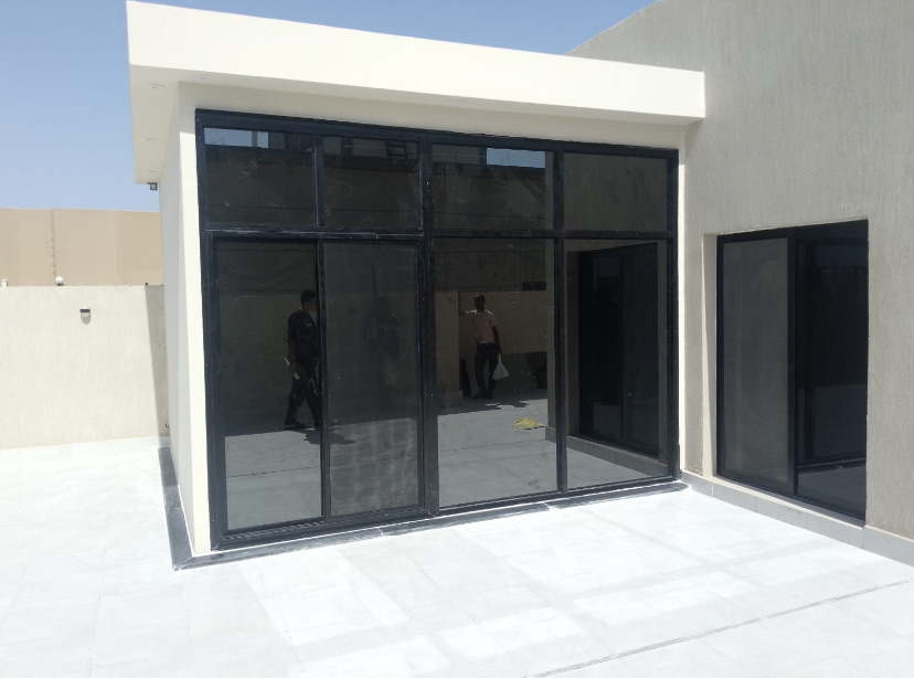 غرف عازله للحراره والصوت ساندوتش بنل صطح وجوانب وم