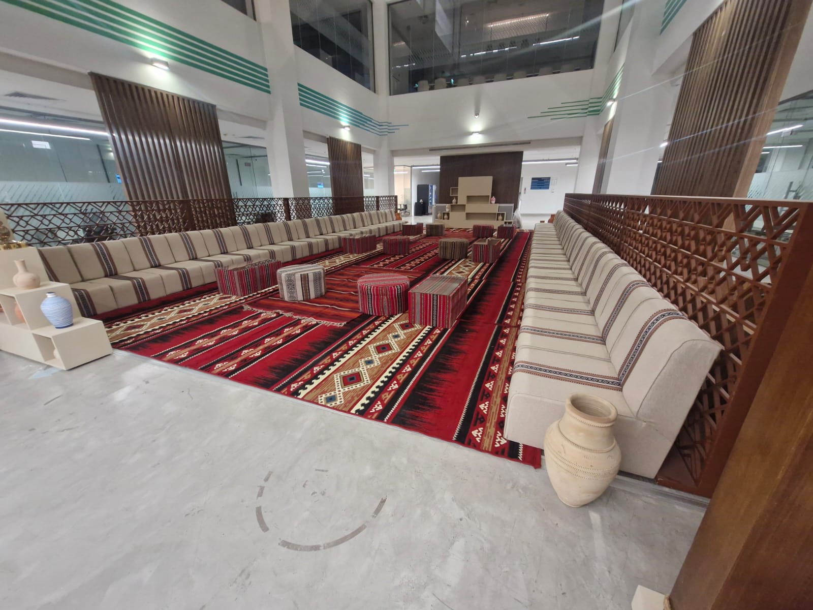 خيام فخمة مع مظلات عالية الجودة