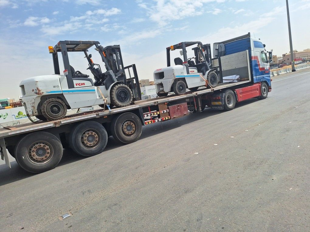 رافعه شوكيه فوركلفت للايجار شهري يوميات مشاوير أسب