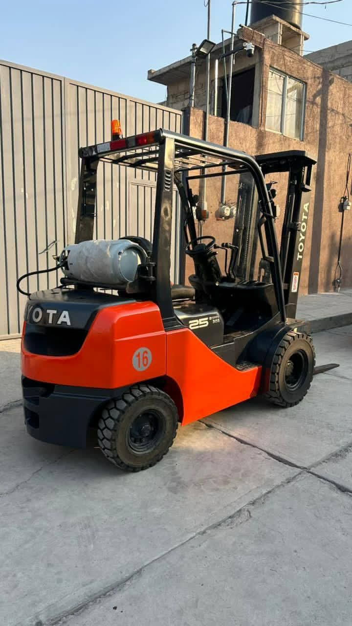 فوركلفت 25طن للايجار الدمام الرياض – رافعة شوكية