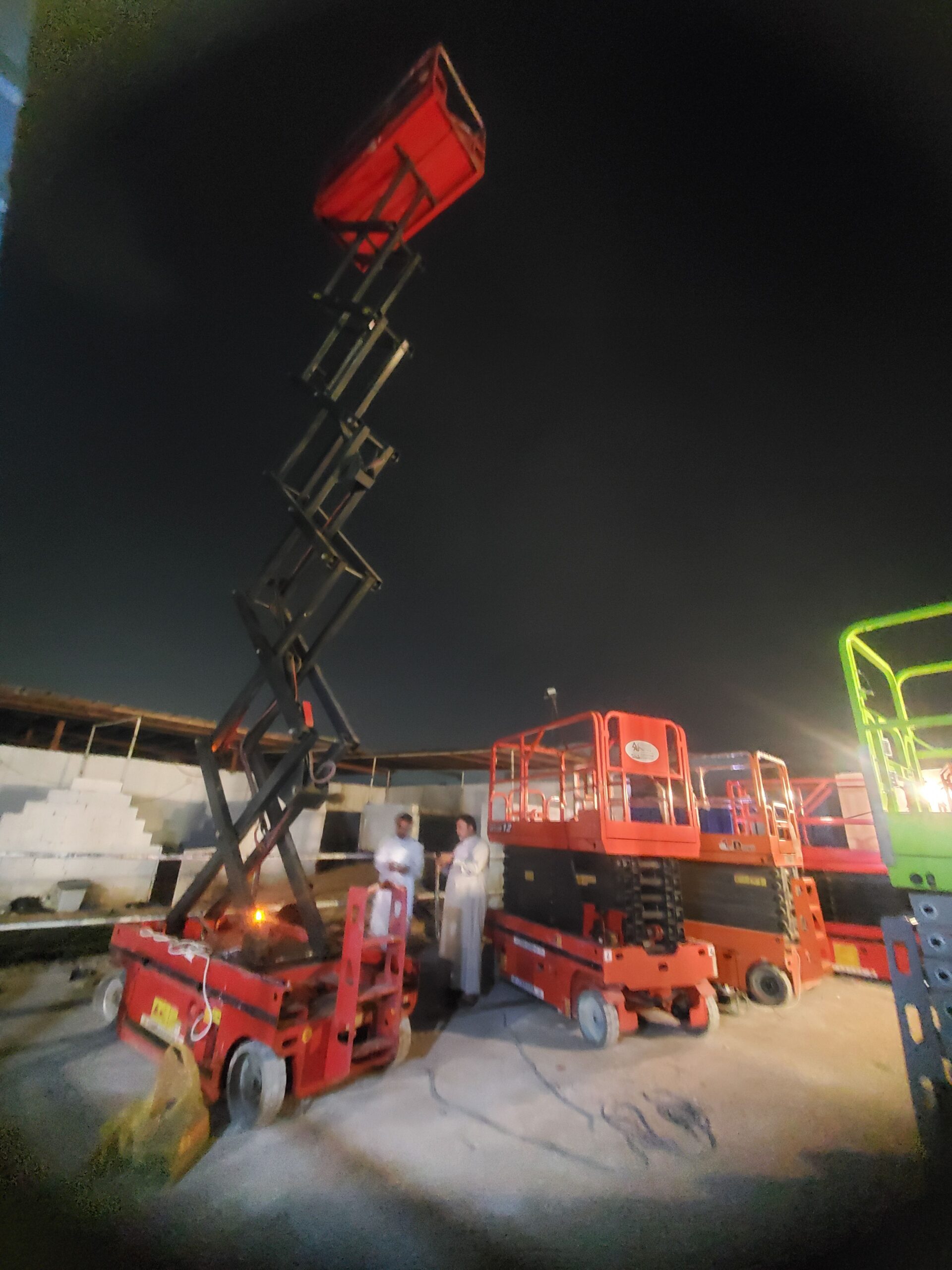 سيزرلفت للايجار في الدمام مان لفت للإيجار في الدما