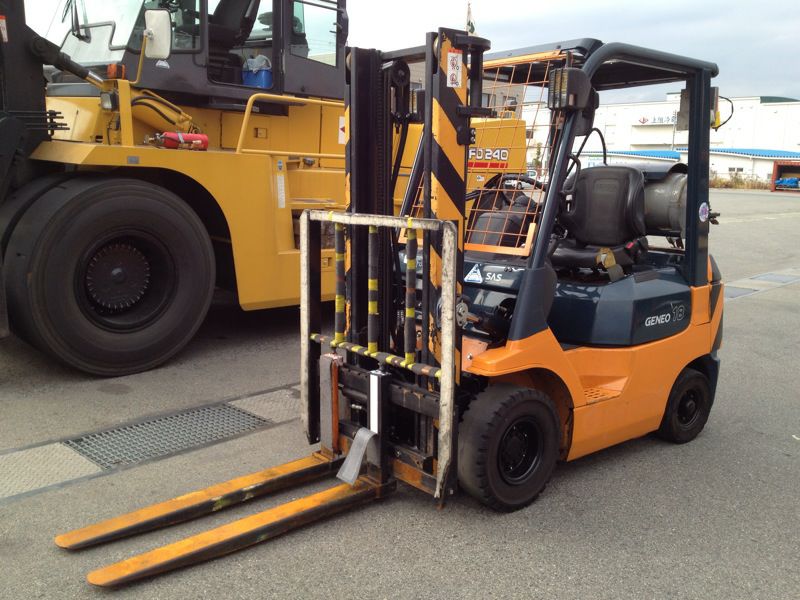 تأجير * رافعات شوكية * فوركلفت للإيجار في الدرعية