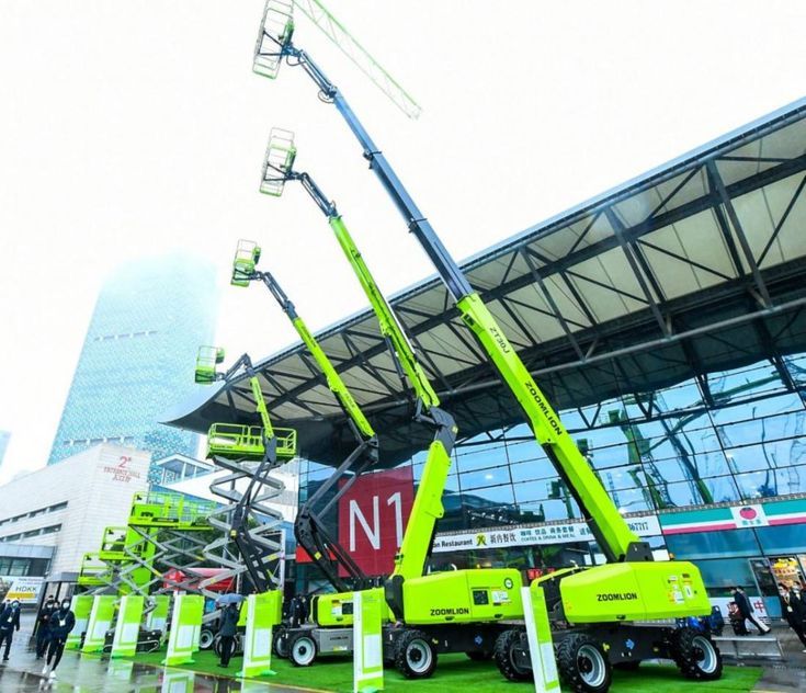 متوفر سيزرلفت مان لفت رافعات شوكيه كرينات جي سي بي