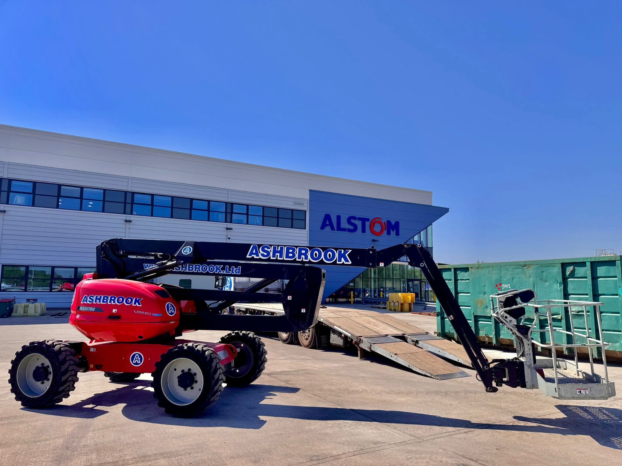 تأجير رافعات مقصية سيزرلفت / 8–18م للإيجار بالدمام