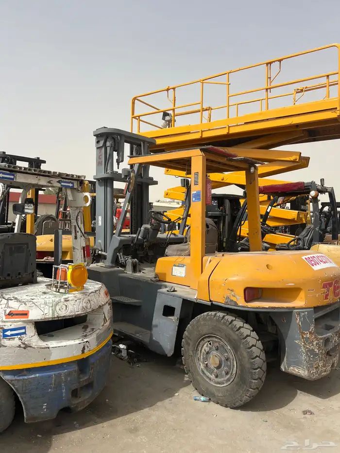 فوركلفت للإيجار سيزر لفت للإيجار مان لفت للإيجار