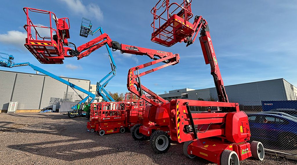 سيزر لفت مان لفت فوركلفت للإيجار الرياض