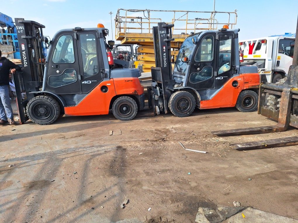 رافعه شوكيه فوركلفت للايجار شهري يوميات مشاوير أسب