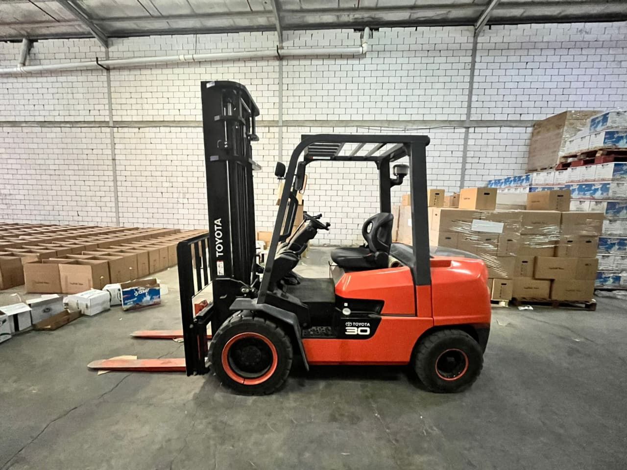 متوفر سيزرلفت مان لفت رافعات شوكيه كرينات جي سي بي