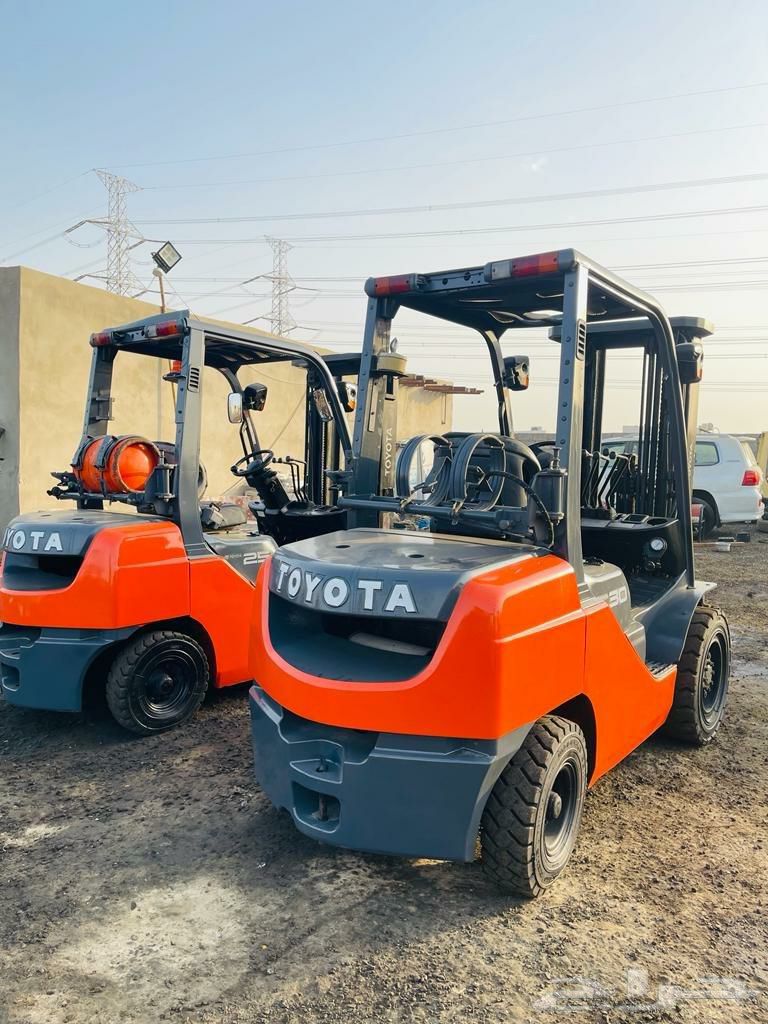 سيزر لفت و مان لفت و رافعات شوكية للإيجار الدمام