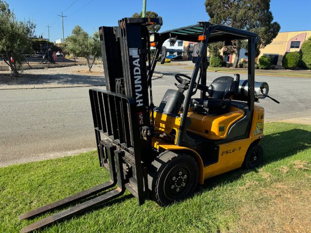 مان لفت ، فوركلفت ، سيزر لفت للايجار الجبيل الدرعي