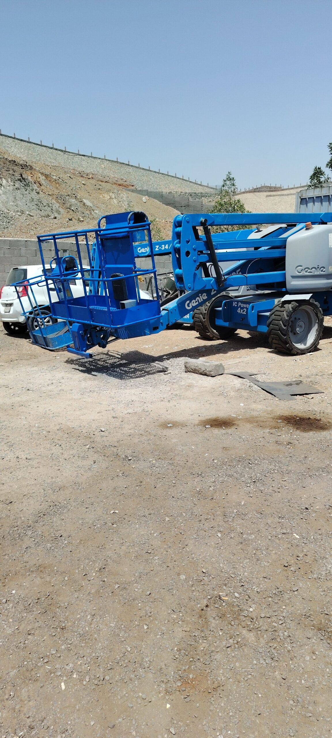 سيزرلفت للايجار، مان لفت للايجار، فوركلفت وكرينات