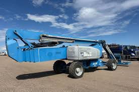 تاجير رافعات فور كلفت سيزر لفت مان لفت