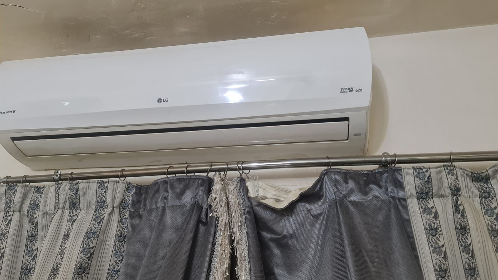 شراء مكيفات مستعمله بالرياض 0564552862