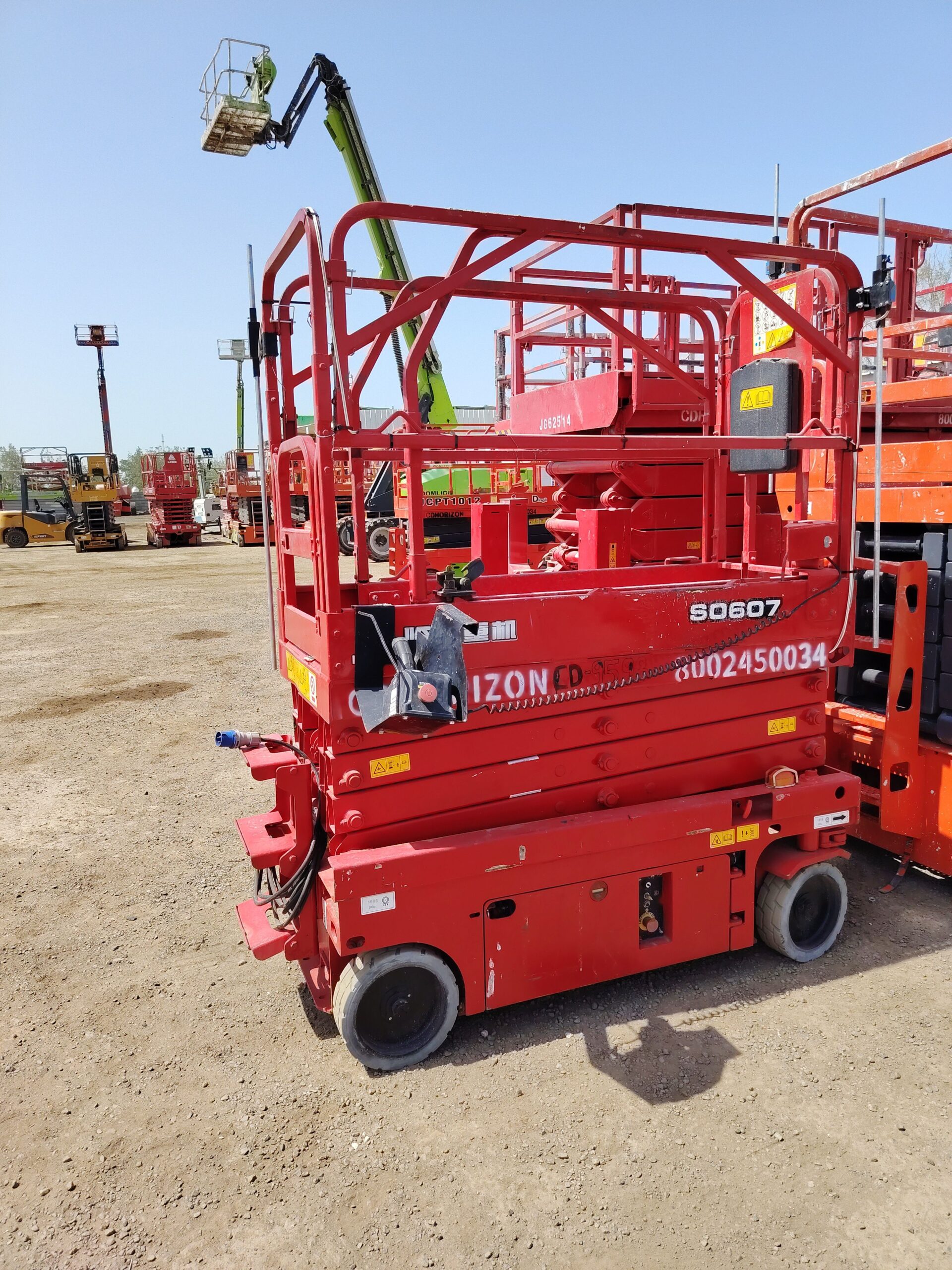 سيزر لفت للايجار.. مان لفت للايجار.. فوركلفت وكرين