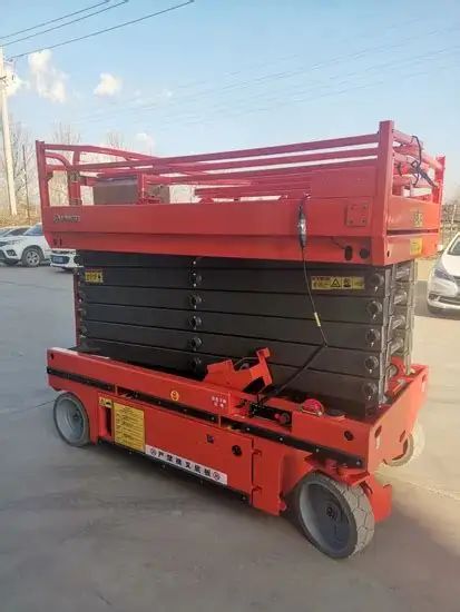 سيزر لفت مان لفت تاور لايت للإيجار