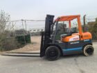 Forklifts for rent in Jeddah, scissor lifts for re