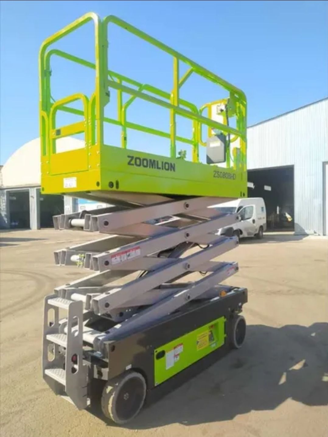 Scissor lifts for rent, electric and diesel, Jedda