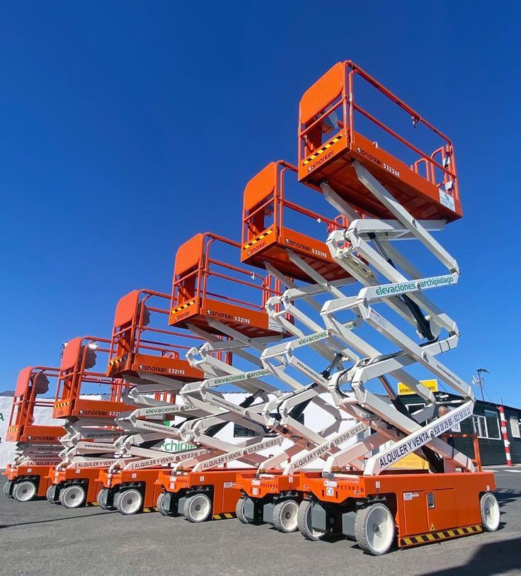 سيزرلفت scissor lifts for rent مان لفت Manleft للإ