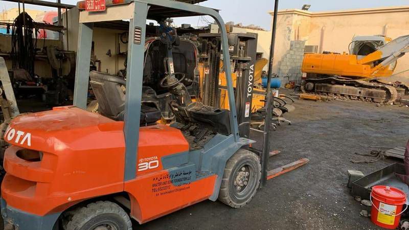 سيزر لفت فوركلفت مان لفت للايجار جدة