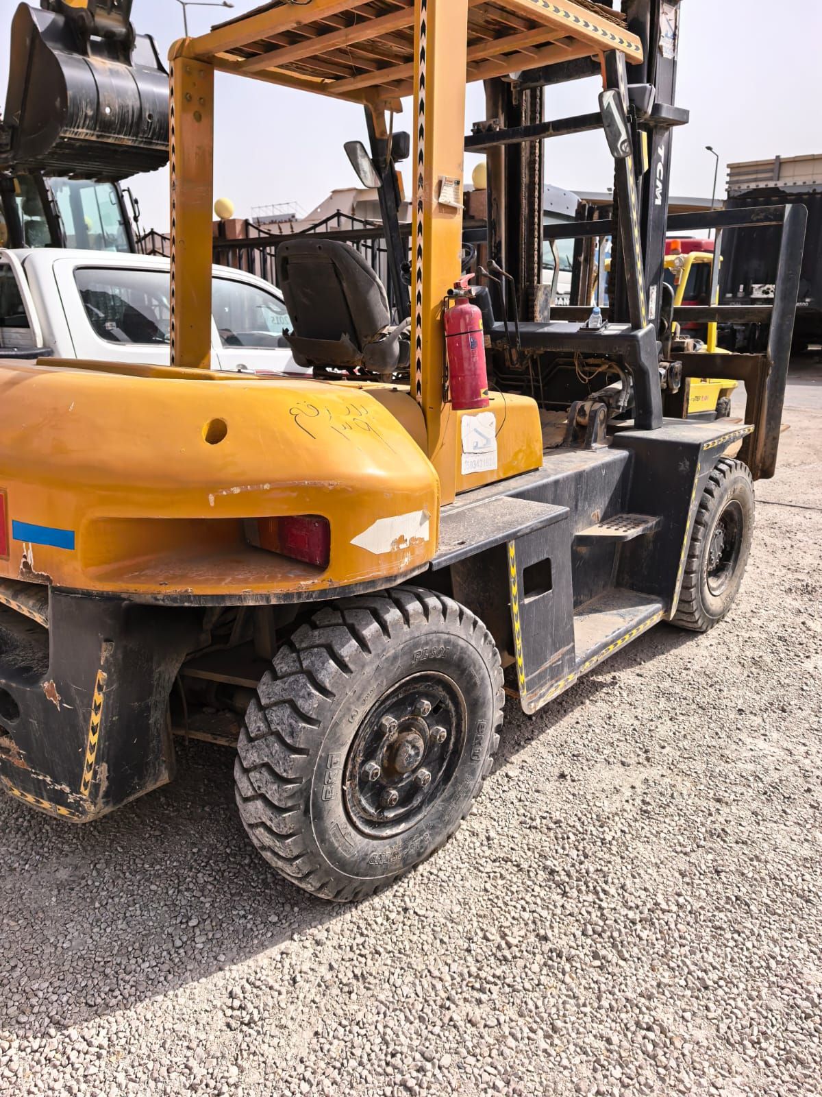 Forklift رافعه شوكيه فوركلفت للايجار