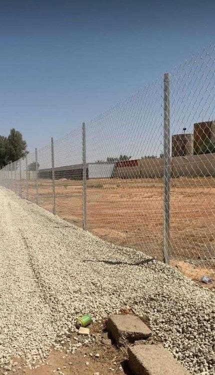 مقاول شبوك ومضلات وحجر