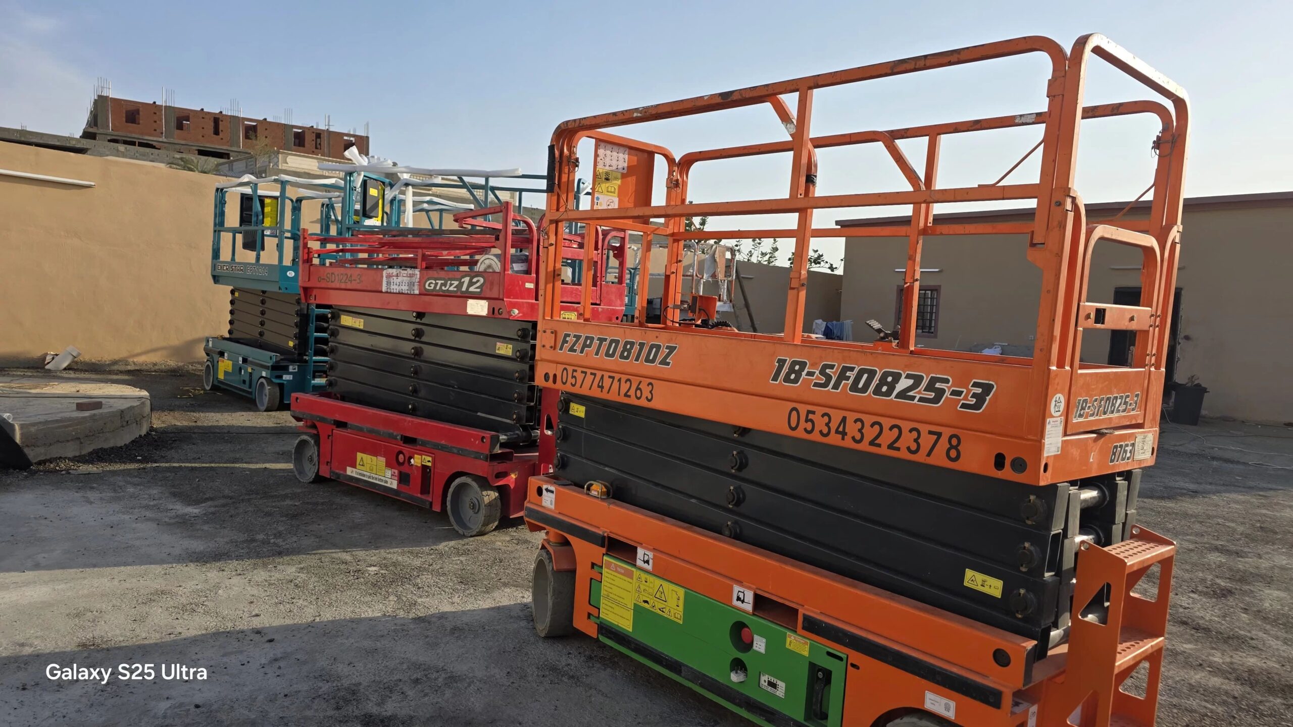 سيزر لفت للإيجار كرينات للإيجار مان لفت فوركلفت