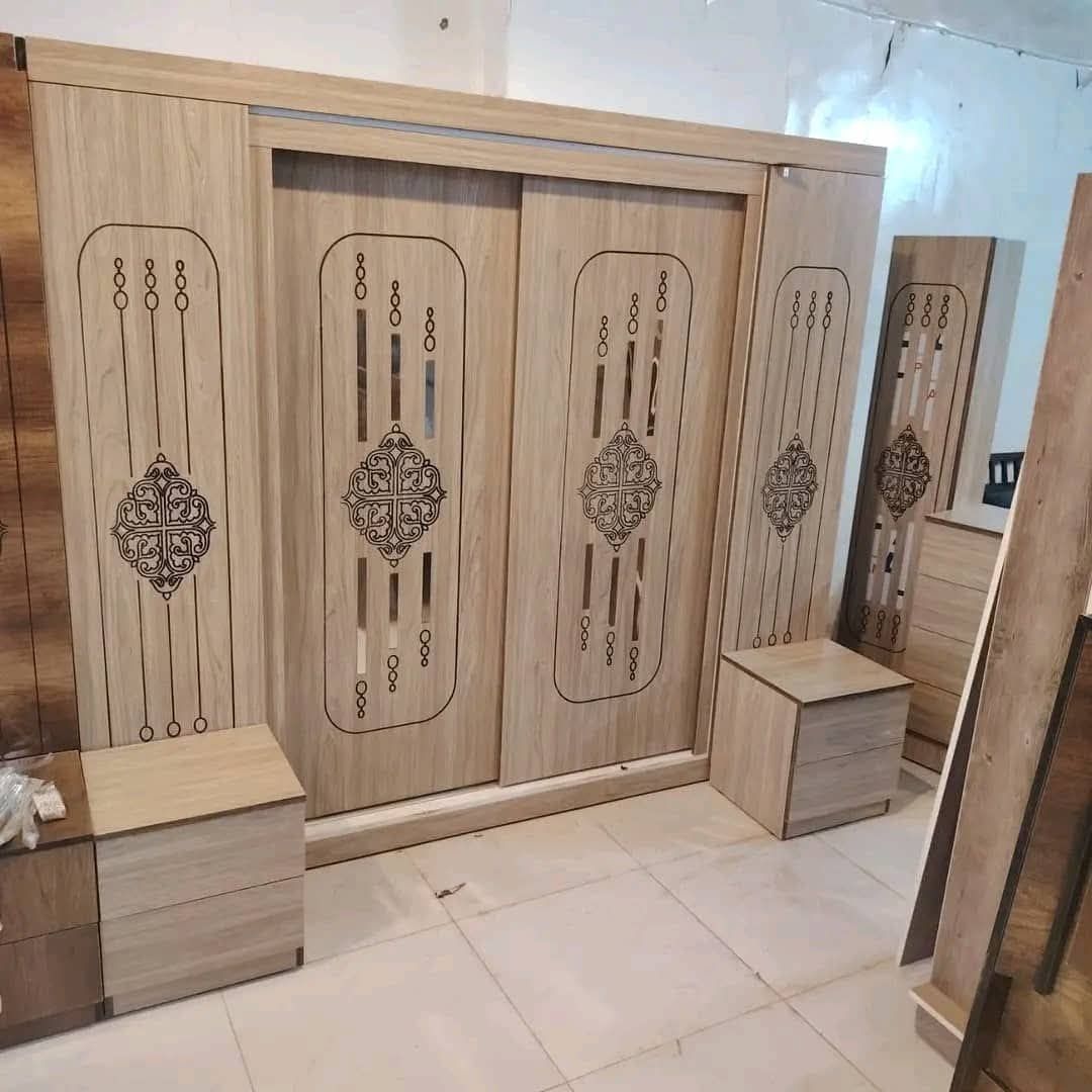 دينا طش نظافة مستودعات فلل وقصور وشقق وسطح من الاث