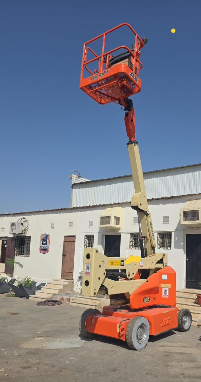 سيزرلفت مانلفت للايجار كهرباء وديزل رافعات شوكيه ك
