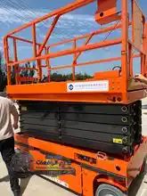 سيزر لفت للايجار مان لفت للأيجار فوكلفت للأيجار
