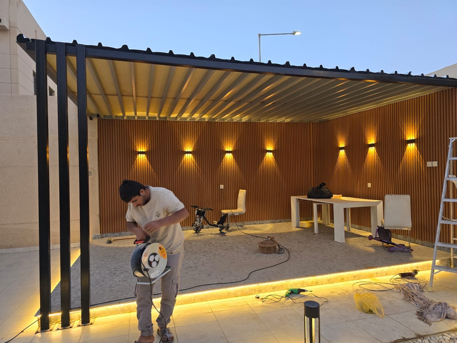 مظلات وسواتر الجبيل للتواصل 0505717377