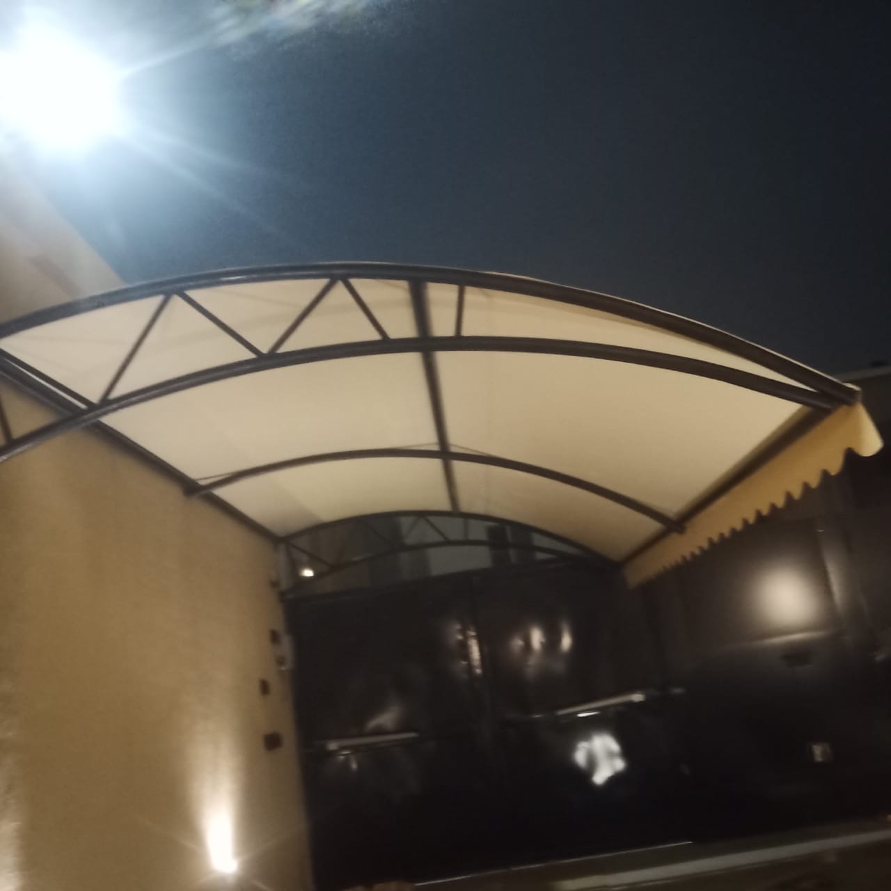 مظلات وسواتر الجبيل للتواصل 0505717377
