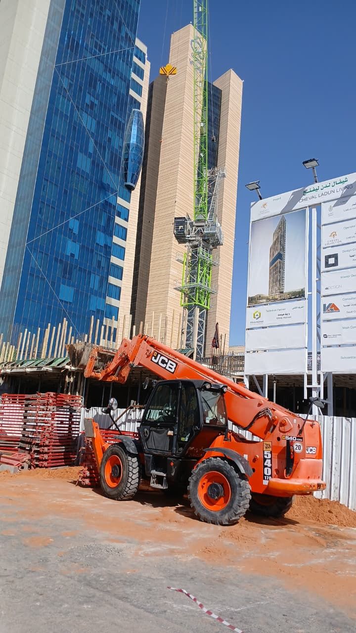 سيزرلفت مانلفت رافعات شوكيه كرينات للايجار في الدم