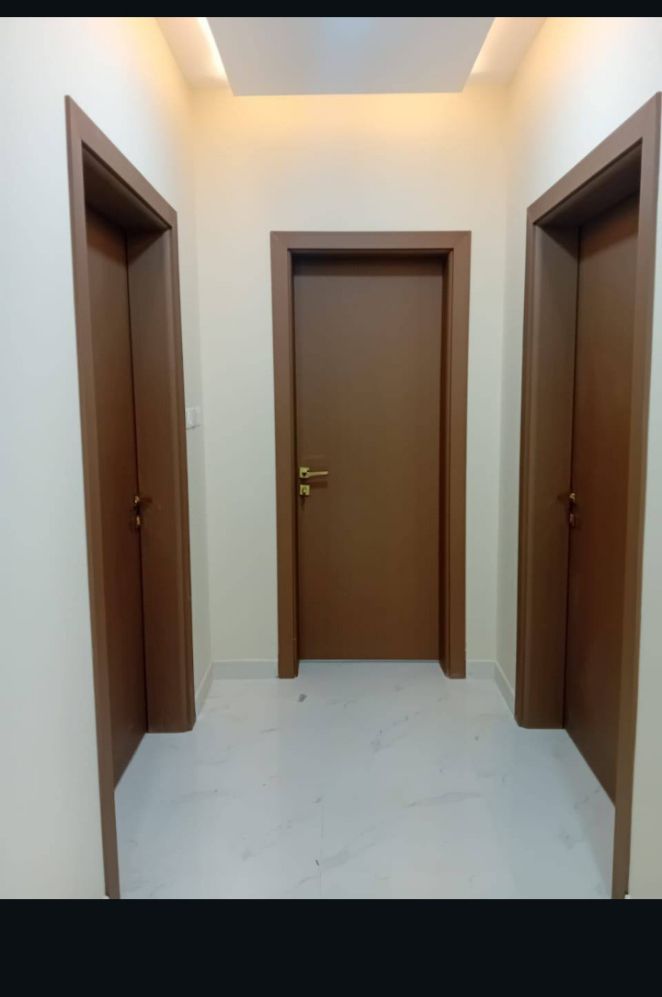 الرياض الصناعية القديمة معلم ابواب ديكورات خشب غرف