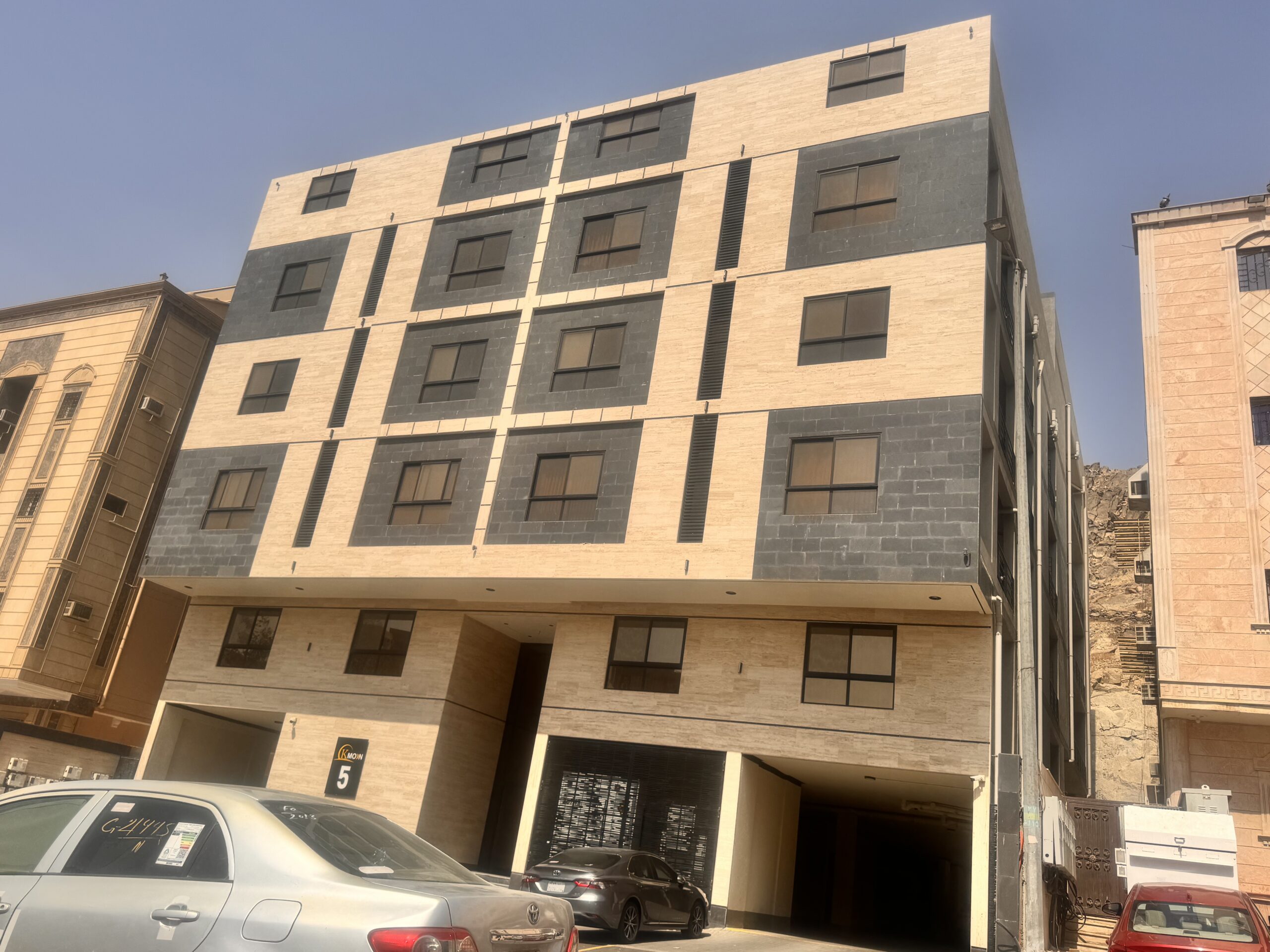 معلم حجر و رحام تريد و تركيب ج 0568763530
