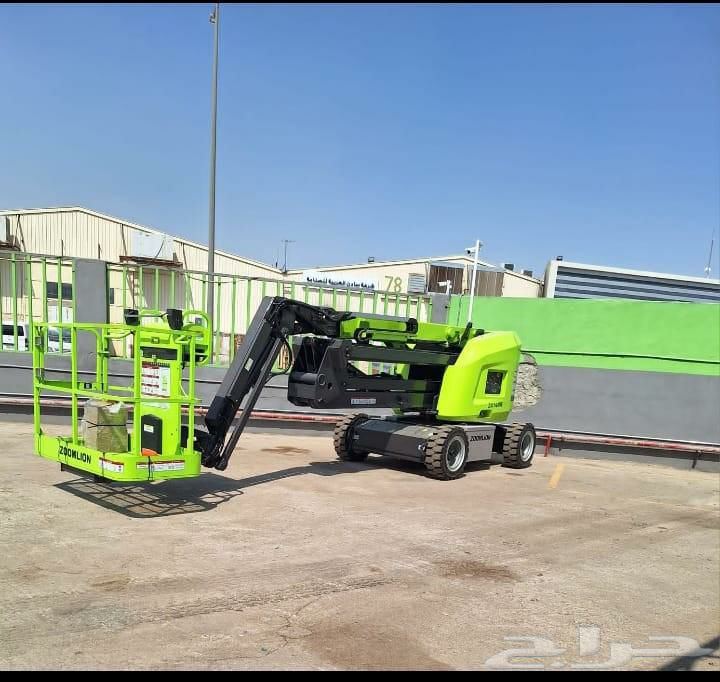 سيزر لفت و كرينات و مانلفت و رافعات شوكية للإيجار