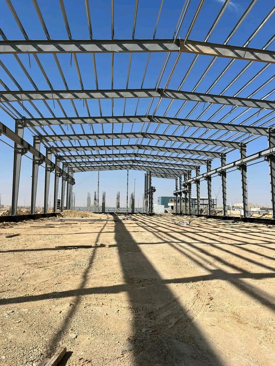 مقاول شبوك ومظلات وهناجر