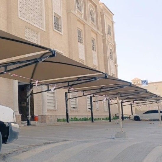 مظلات سيارات حديد وقماش PVC