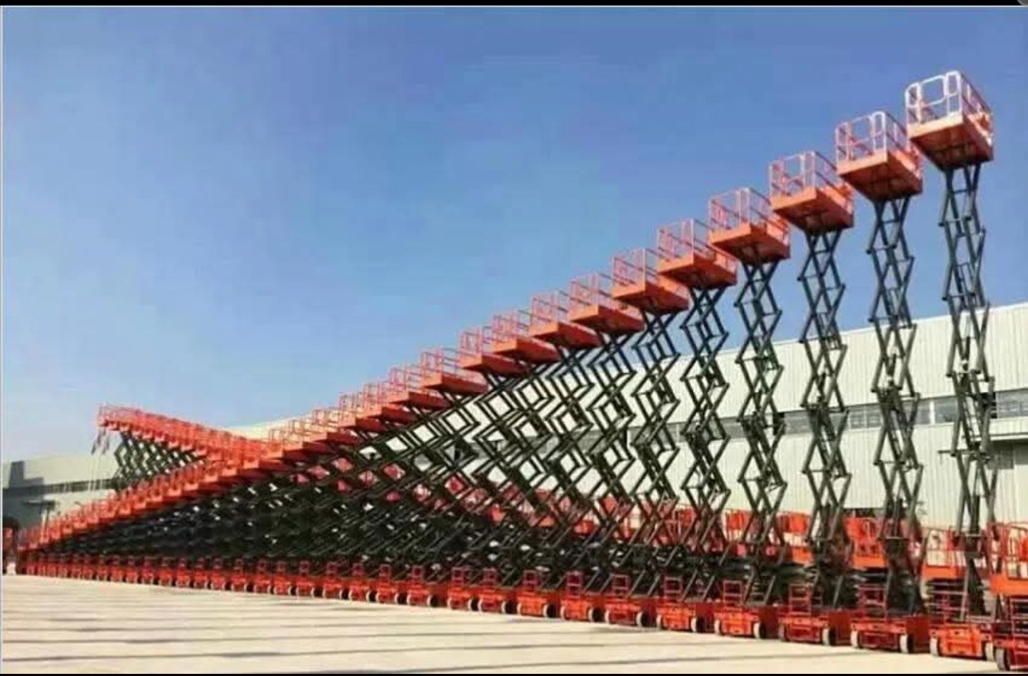 سيزرلفت ومانلفت للايجار شهري سنوي أسبوعي يومي بجمي