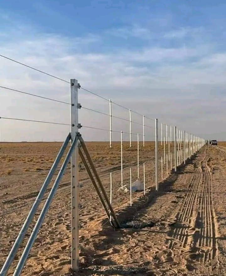مقاول شبوك ومظلات وهناجر