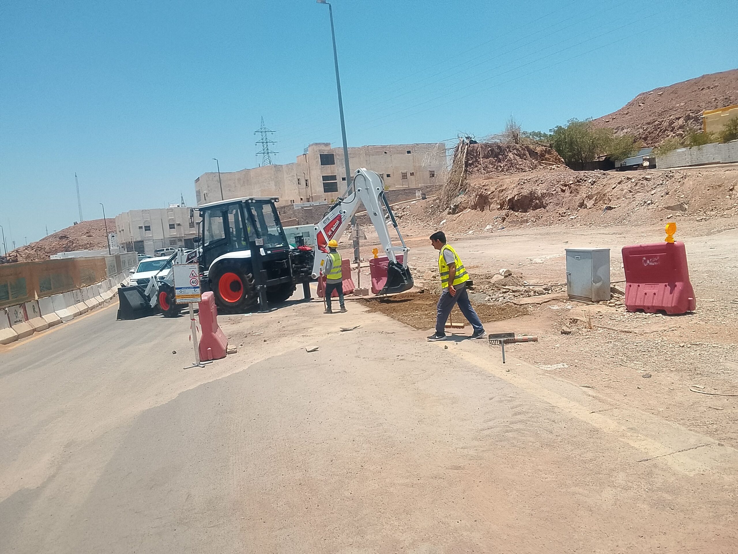 معدات ثقيلة وخفيفه للياجر
